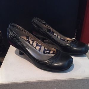 Madden Girl- size 7.5, black kitten heels